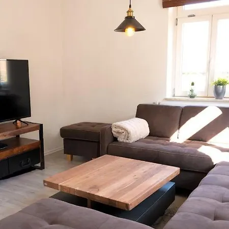 Schuster Bude דירה *